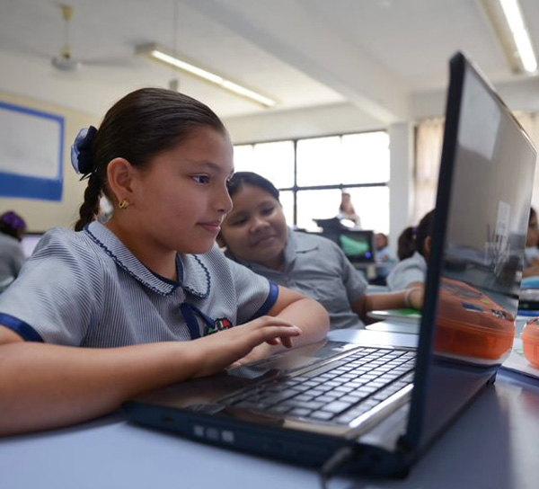 Celebrating 'Esperanza y Tecnologia': Infosys Foundation USA supports Digital Skills of Latinx Youth